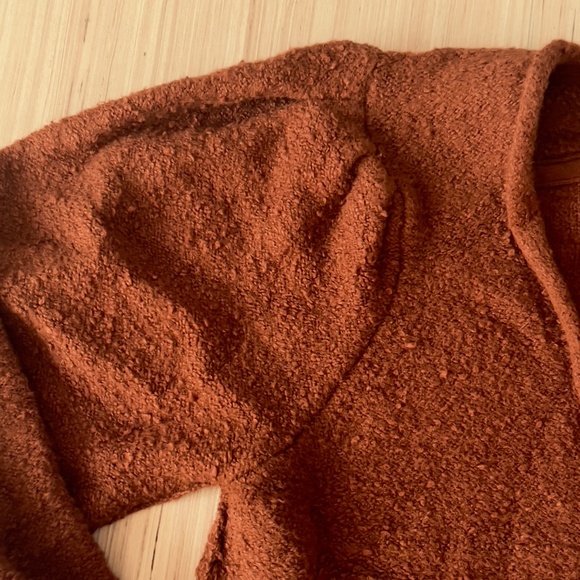NWT Free People Reverie texture v-neck sweater XS brown burnt butter puff sleeve - Picture 4 of 10
